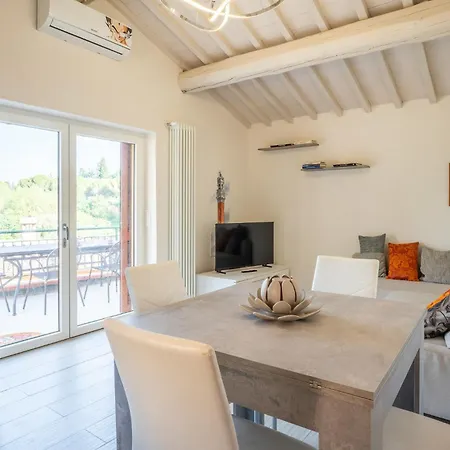 33 Gigli House Siena